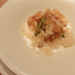 虎白 - クリームチーズクリームソースと抹茶のムース、焼いた松の実、ブランデー氷(2016/4)