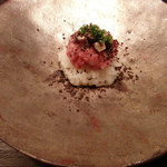 虎白 - 60度の温度で湯がいた和牛、いぶりがっこ、原木椎茸、もち飯、塩昆布(2016/4)