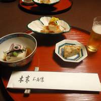 懐石処 末木 - 鱧の子の煮こごり、胡麻豆腐、蟹酢のいくらがけ