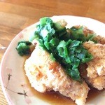 二郎系ラーメン 麺屋 春爛漫 - 油淋鶏300円ネギがっ(・.・;)