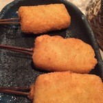 串揚げ×おばちゃん割烹 経堂 ただいま - 芋ようかん？？の串揚げ