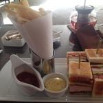 ロビーラウンジ＆バー フォーシーズンズホテル　丸の内 - 