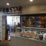 R.O.STAR - 豊洲フロントの1階
