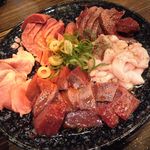 ホルモン豚金 - 