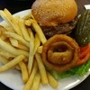 GEORGE'S RESTAURANT  - 料理写真:Hamburger with cheese