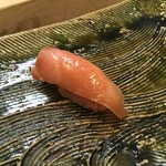 Sushi Isshin - 鰤ヅケ