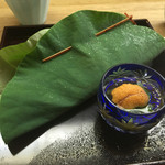 トキシラズにメフンと酒粕の焼き物は蓮に包まれて登場