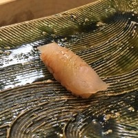 鮨 一新 - 真子鰈昆布〆