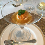 オテル・ド・ヨシノ - 新玉ねぎのムース 足赤海老のジュレ