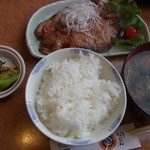 十勝豚丼 いっぴん 札幌北十条店 - 豚皿セット