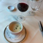 フレグラント - スープと赤ワイン