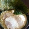 横濱家系ラーメン豚骨研究所 足利店