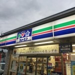 スリーエフ - スリーエフさいたま宮ヶ谷塔店の外観。