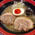 かしや - 濃厚とんこつ(750円)。＜2016/5/17＞