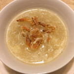 中国料理 香虎 - 干しエビとフカヒレのスープ