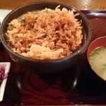 なな輝 - 桜えびかき揚げ丼
            サクッと揚がってます！