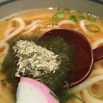 夢吟坊 - うどんに昆布をのせて
