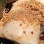 夢吟坊 - きな粉をかけて食べます