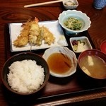 うなぎの伊勢元 - この日の限定定食は「海老天ぷら定食 (850円)」でした♪