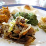Habuandosupaisu - 野菜とソーセージの炒め物、野菜だんごフライ、炭焼きチキングリーンティ