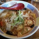 いせのじょう - 辛口白菜ラーメン(650円)おろししょうが(+50円)です。2016年4月