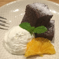 オービカ モッツァレラバー 横浜店 - 