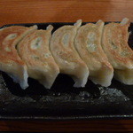 肉汁餃子研究所ドロップ酒場 - 