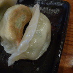 肉汁餃子研究所ドロップ酒場 - 