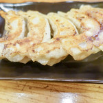 新高揚 - おおきめ餃子590円