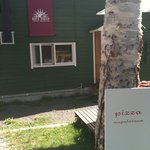 デルソーレ - テラス席で帰り際陽気な外人たちがはしゃいでた（笑）