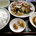 鶏のXO醤油炒め定食