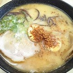 文化ラーメン - 麺は二玉でしょうか、しっかり歯ごたえ感の叉焼２枚、煮卵一個、メンマ沢山、大満足です。
      
      