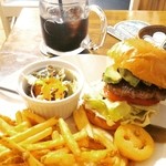 バーガーズカフェビーチ ストーリー - 