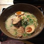 かごしまめん隼人 - 鹿児島ラーメン白￥７３０プラス味玉(感謝のしるし券)