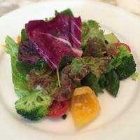 フレンチ キッチン - ランチコースのサラダ