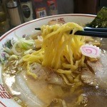 昭和軒 - 麺はまるかつ製麺だそうです