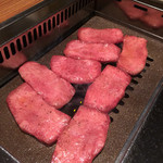 焼肉 ジャンボ - 