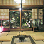 東京 芝 とうふ屋うかい - 囲炉裏のあるお部屋