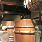 東京 芝 とうふ屋うかい - 仕込み桶三千石