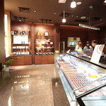 ショコラティエ パレ ド オール - 物販スペース '16 4月中旬