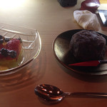 木屋町 蘭 - フルーツ寒天とおはぎ