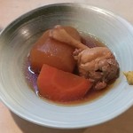 割烹くずし 徳多和良 - 大根と鶏肉のうま煮