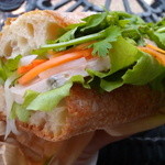 2016/05/18　バインミー　税込432円　わりとピリ辛ですよ