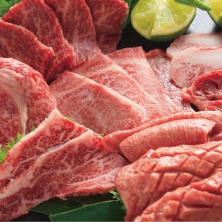 ``The ultimate Okinawan wagyu beef'' Skilled craftsmen prepare A5 Motobu beef
