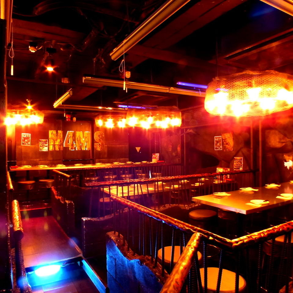 写真 : 【閉店】ロックアップ2999 池袋店 （【旧店名】ザ・ロックアップ） - 池袋/ダイニングバー | 食べログ