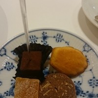 レストランひらまつ 博多 - 