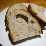 タケル クインディチ - 自家製パン