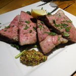 タケル クインディチ - 相模豚のロースト　