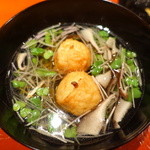 鱧のしんじょ　沢煮仕立て