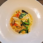 アオノネ - 鰮と春野菜のパスタ(鰮の臭みが、フェンネルでうまく消されていた)